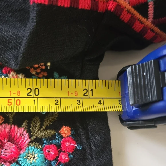 NWT Savanna Jane Embroidered Top – Medium, 100% Cotton Boho Stitching - Picture 6 of 7